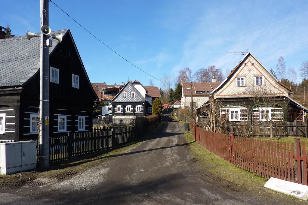Penzion Sklarska Hospoda Chřibská Exterior foto