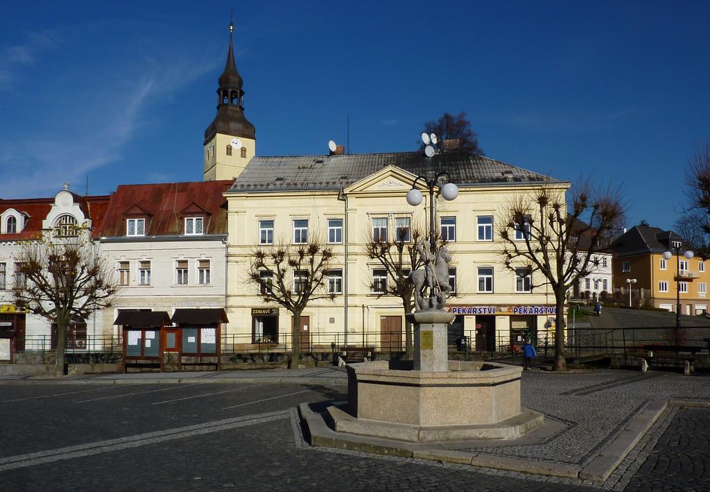Penzion Sklarska Hospoda Chřibská Exterior foto